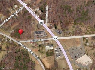 4902 Auburn Rd, Summerfield, NC 27358