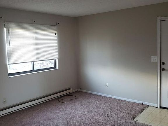 2nd image of 506 Palace Ave #B
