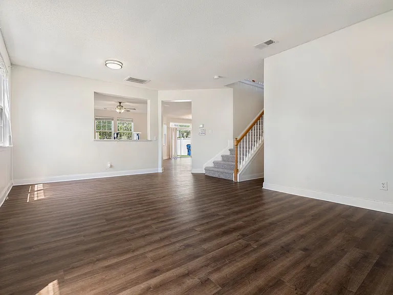 8843 Elizabeth Bennet Pl — Photo 6