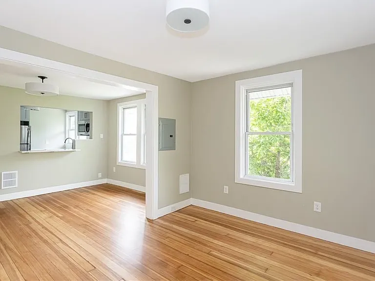 439 Broadway St #D — Photo 7