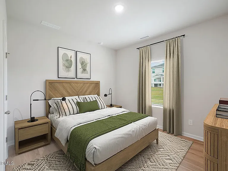 1040 Saint Lawrence Dr — Photo 12