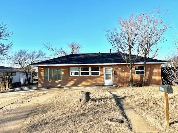 1018 Bowman Dr, Borger, TX 79007