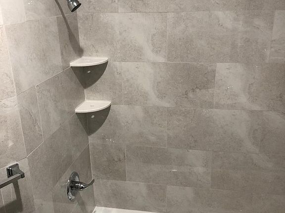 4th image of 297 Broadway Floor 2