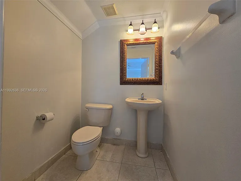 8421 SW 124th Ave #101 — Photo 10