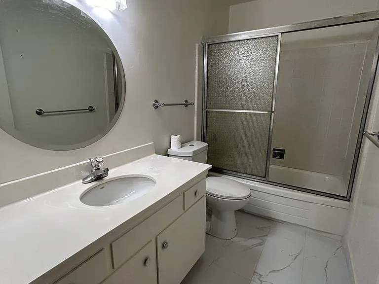 21 Willow Rd #18 — Photo 21
