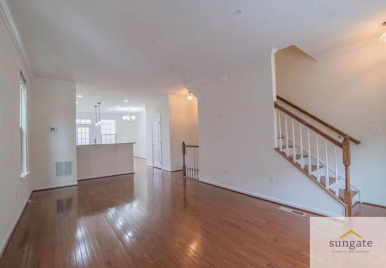 1724 Lantern Mews — Photo 12