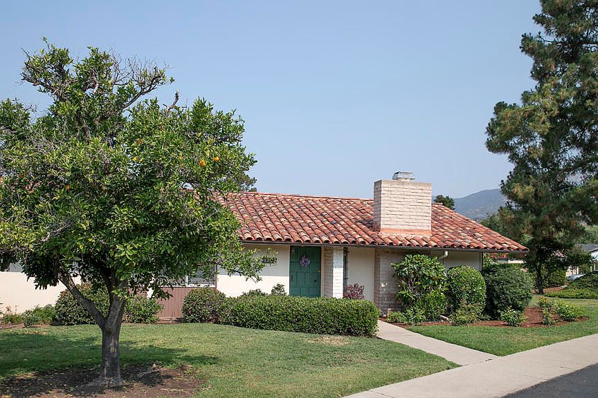 1st image of 2802 Miradero Dr