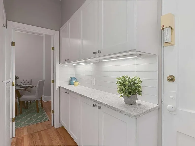 205 Mount Auburn St #2C — Photo 10