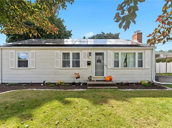 517 Buttonwoods Ave, Warwick, RI 02886