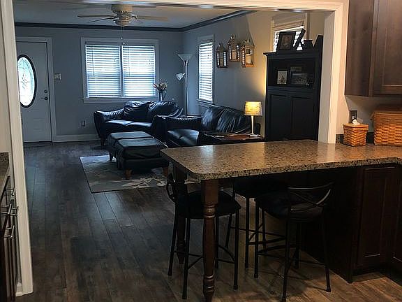 Open kitchen/living room