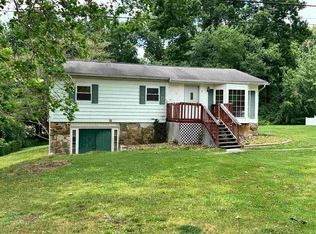 215 Hickory Heights Cir, Bedford, IN