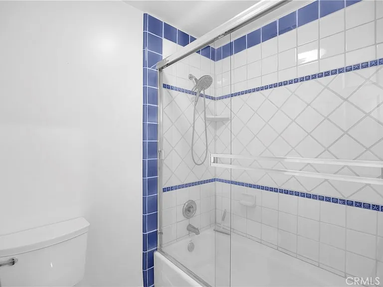 4031 N Virginia Rd — Photo 23