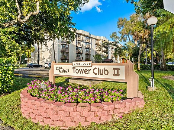 2nd image of 2771 Riverside Dr APT 316-A