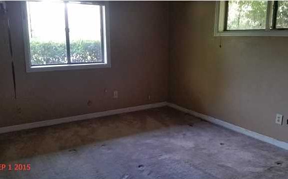 4th image of 556 W Barksdale Dr