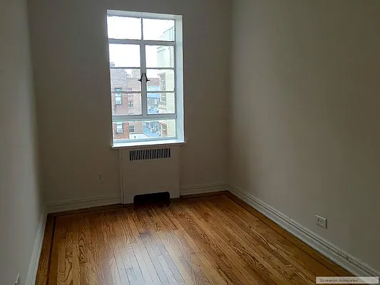 Rented by Sovereign Associates | media 28