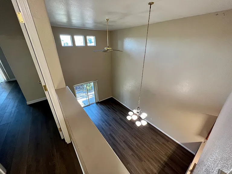2635 Parkwood Village Ln — Photo 27
