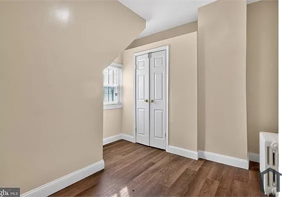 3 bed, 840 sqft, $2,500 — Photo 3