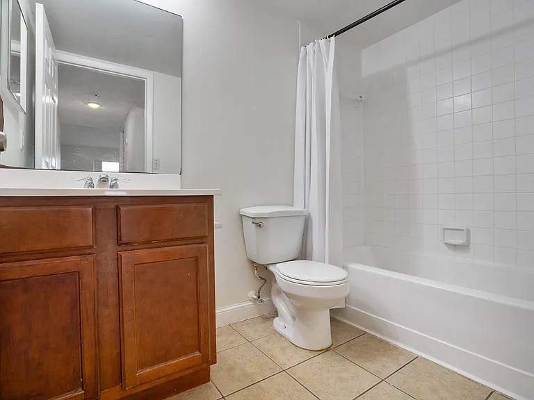 7640 Westwood Dr #411 — Photo 22