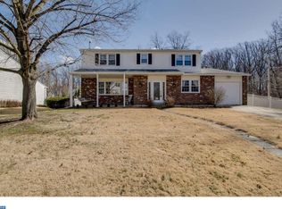 9001 Cargill Ln, Philadelphia, PA 19115