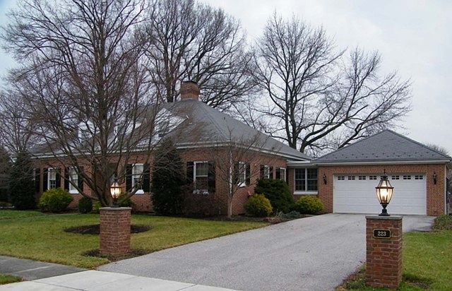 2nd image of 223 Highland Ave