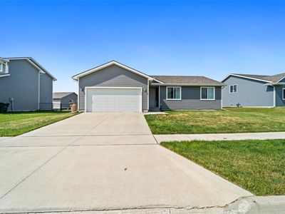 1000 37th St SW, Bondurant, IA, 50035