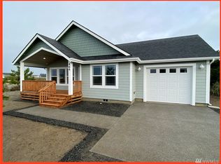 464 S Portal Loop SW, Ocean Shores, WA 98569