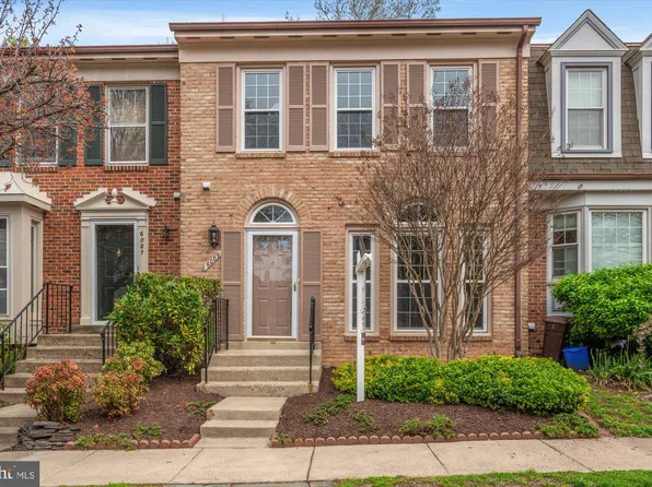 6089 Talavera Ct, Alexandria, VA 22310