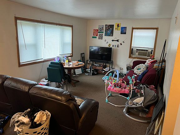 2nd image of 3879 N Humboldt Blvd #7