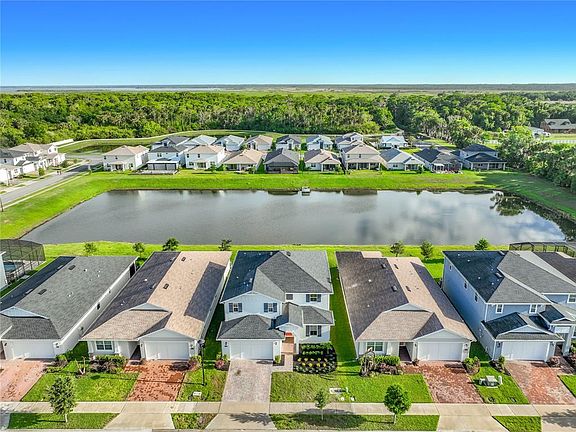 2nd image of 3392 Bluff Oak Ln