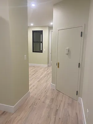 Rented by Century 21 Scope Realty | media 8