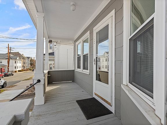 4th image of 152 Princeton St