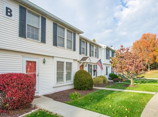 8 Constitution Way, Franklin, NJ 07416