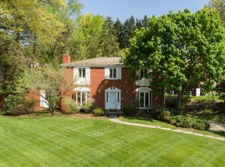 3264 Nottingham Dr, Pittsburgh, PA 15235