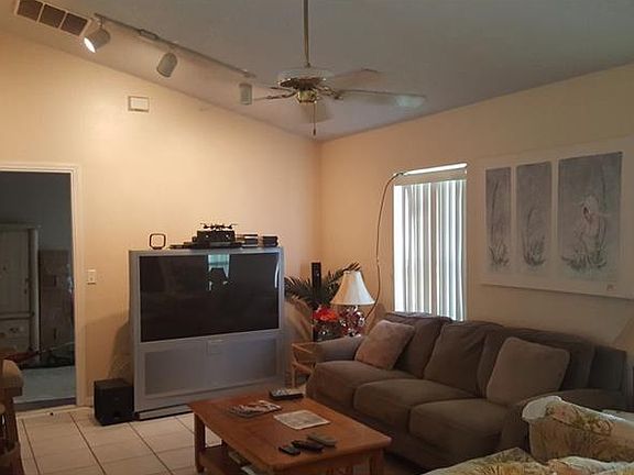 4th image of 1120 17th St