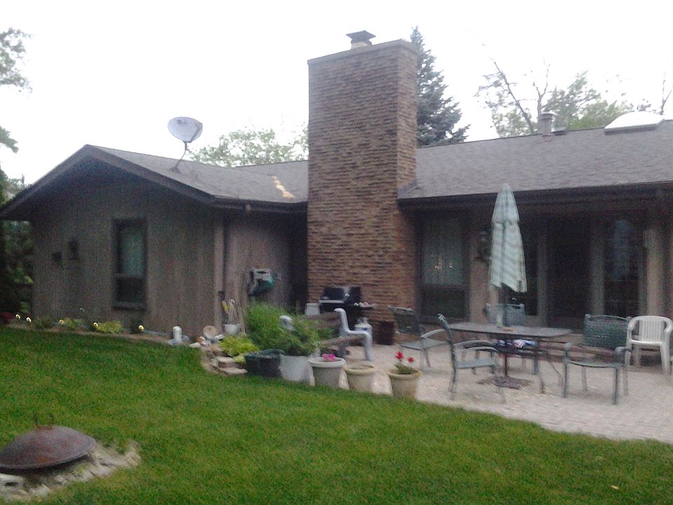 1st image of 5936 Bentley Ave