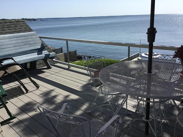 deck off master bedroom