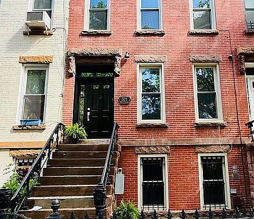 2nd image of 571 Mac Donough St