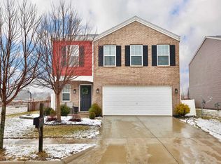 5018 Grimm Dr, Lockbourne, OH 43137