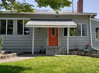 2139 SW 98th St, Seattle, WA 98106