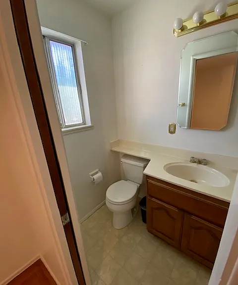 Main House Master Room Bathroom