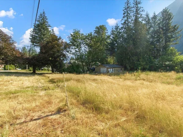 19728 Silverhope Rd, Hope, BC V0X 1L2