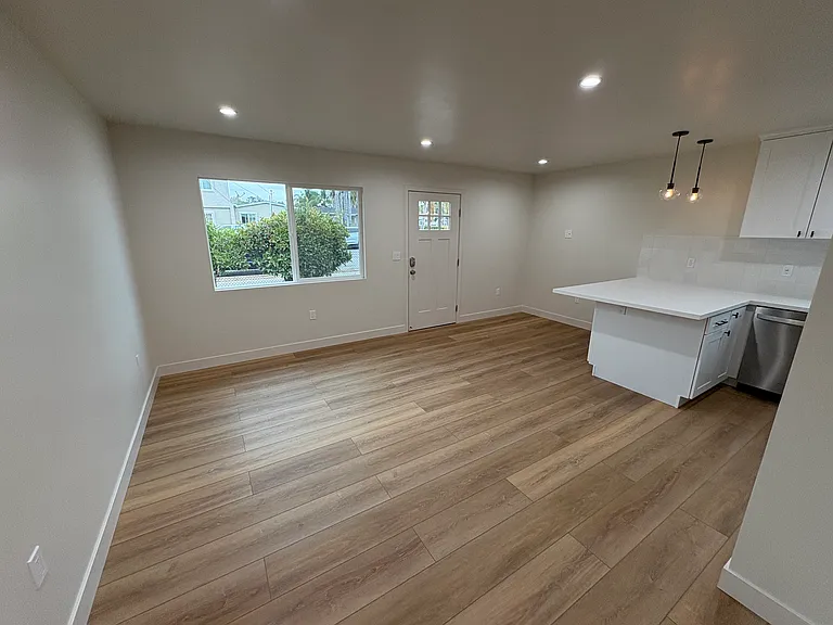 1522 Bush St #2 — Photo 6