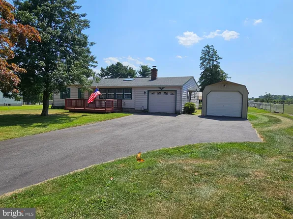 81 Waln Rd, Chesterfield, NJ 08515