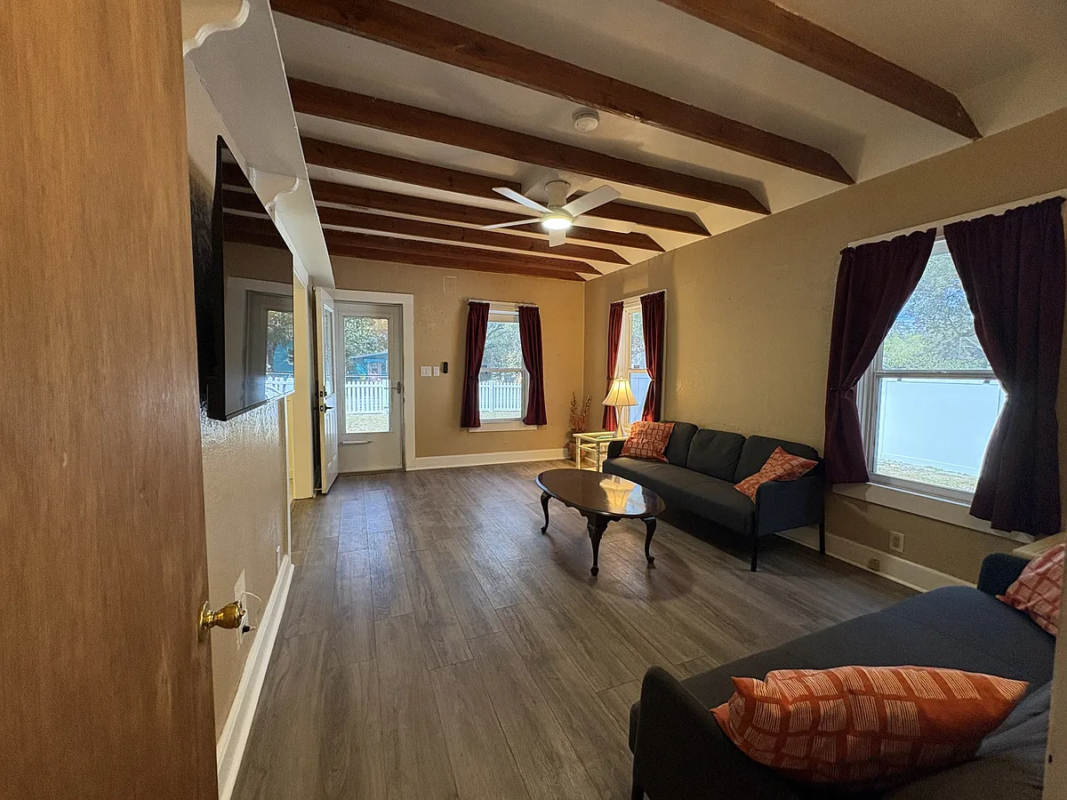 Building Photo - 1235 Bass Blvd #1