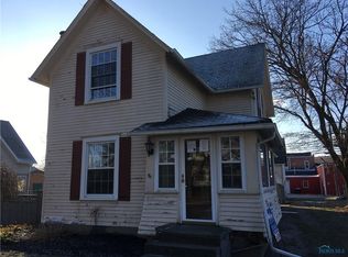 104 E North St, West Unity, OH 43570