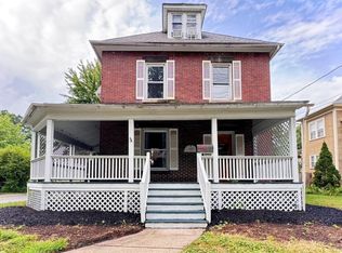 145 E Pine St, Grove City, PA 16127