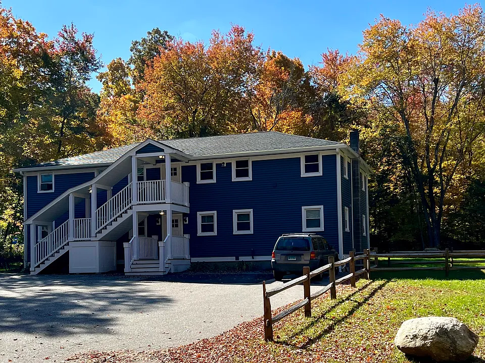 31 Lynch Rd #4