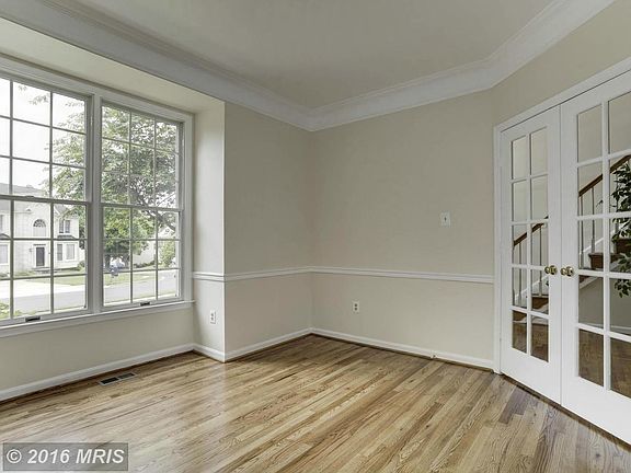 3rd image of 14414 Coral Gables Way