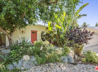 22600 Dolorosa St, Woodland Hills, CA 91367