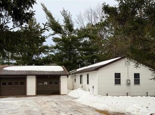 W7460 W Evans Bay Rd, Phillips, WI 54555